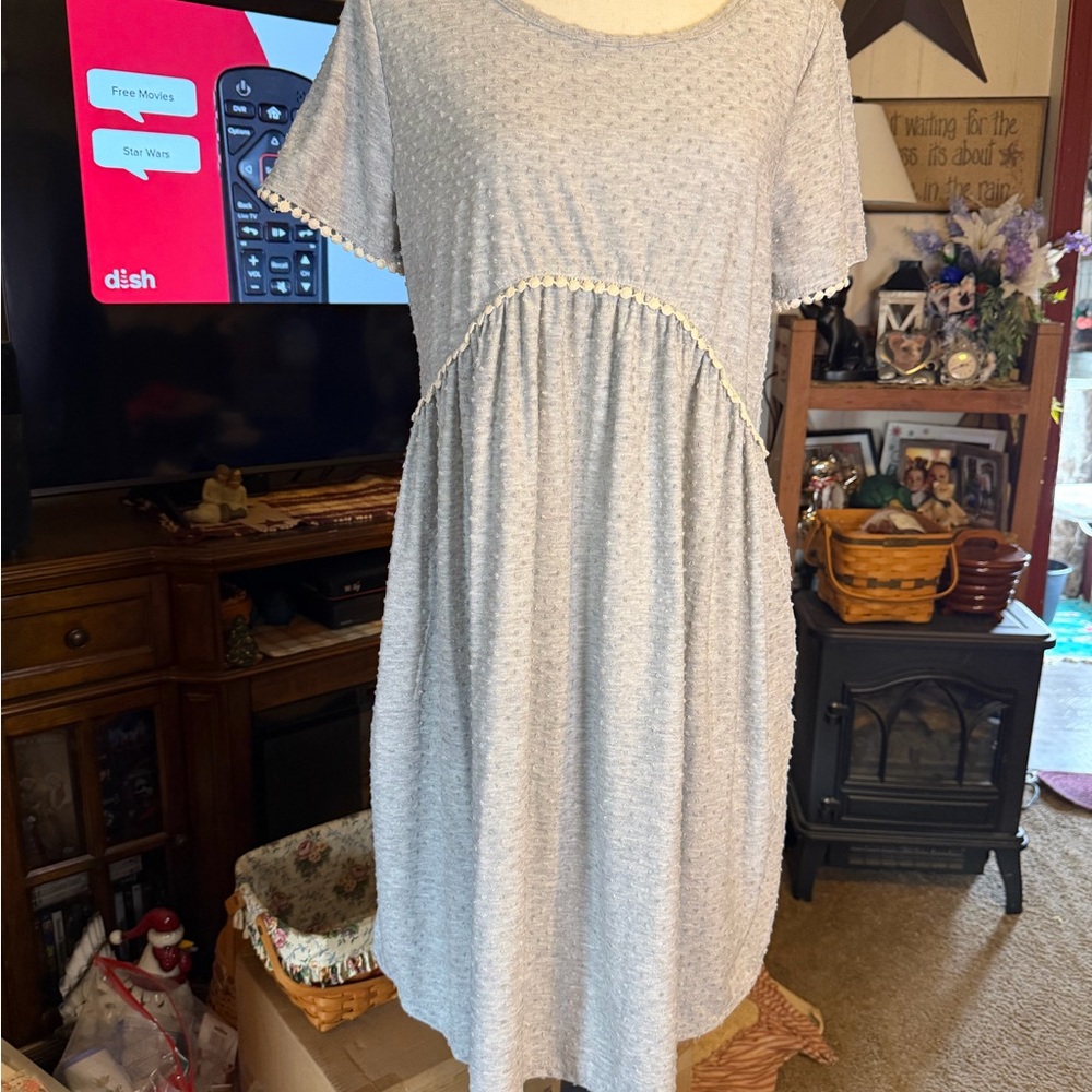 Chic Gray Textured Midi Dress